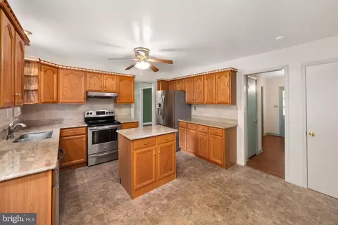 Kitchen - 9730 Walnut Dr, Seaford, DE 19973 photo 2 of 3
