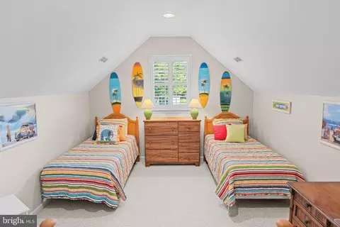 Bedroom - 31335 Lynn Dr, Bethany Beach, DE 19930 photo 8 of 12