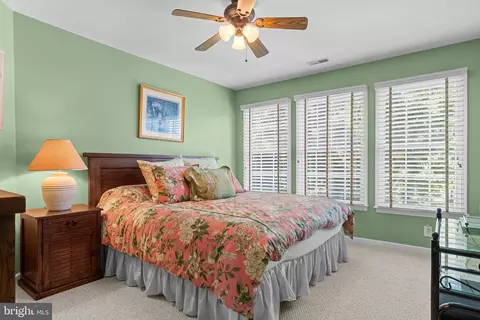 Bedroom - 31335 Lynn Dr, Bethany Beach, DE 19930 photo 10 of 12