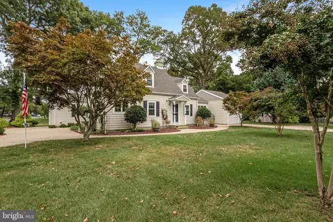 38 Read St, Seaford, DE 19973