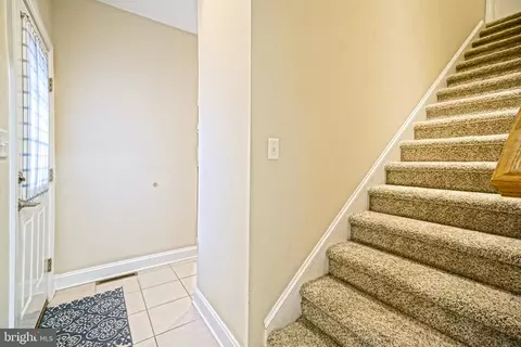 Entry Way - 131 New Rd, Lewes, DE 19958 photo 6 of 8