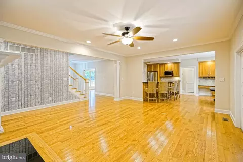Living - 131 New Rd, Lewes, DE 19958 photo 4 of 4