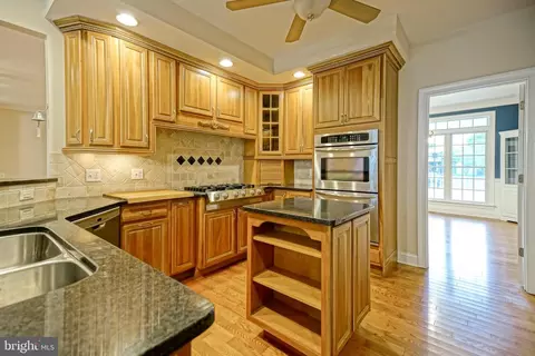 Kitchen - 131 New Rd, Lewes, DE 19958 photo 5 of 11