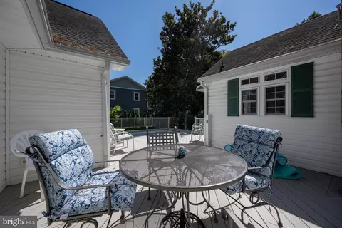 Exterior - 415 Collins St, Bethany Beach, DE 19930 photo 8 of 13