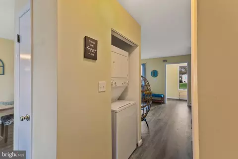 Entry Way - 431 Bethany Dr, Bethany Beach, DE 19930 photo 2 of 2
