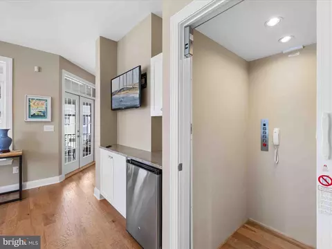 Entry Way - 401 E Bank Rd, Bethany Beach, DE 19930 photo 1 of 2