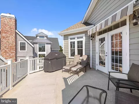 Exterior - 401 E Bank Rd, Bethany Beach, DE 19930 photo 1 of 13