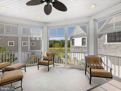 Exterior - 401 E Bank Rd, Bethany Beach, DE 19930 photo 11 of 13