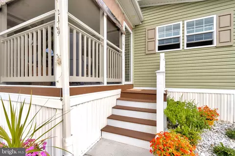 21749 E St, Rehoboth Beach, DE 19971 photo 2