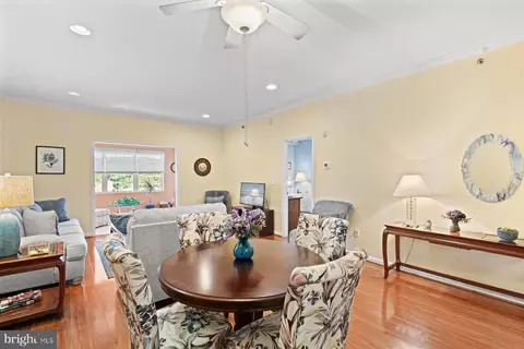 Dining - 30413 Cedar Neck Rd #309, Ocean View, DE 19970 photo 3 of 4