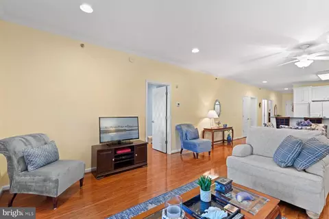 Living - 30413 Cedar Neck Rd #309, Ocean View, DE 19970 photo 2 of 3