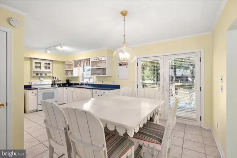 32706 E Riga Dr, Ocean View, DE 19970 photo 15