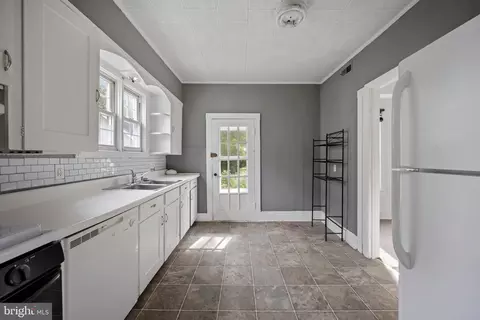 Other - 305 Walnut St, Milton, DE 19968 photo 2 of 6
