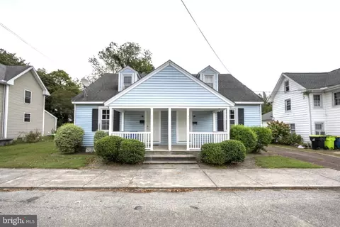 305 Walnut St, Milton, DE 19968