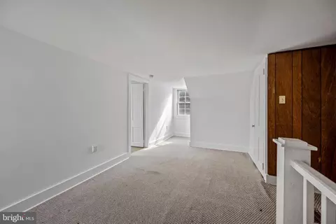 Entry Way - 305 Walnut St, Milton, DE 19968 photo 4 of 6