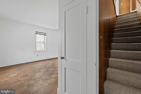 Entry Way - 305 Walnut St, Milton, DE 19968 photo 3 of 6