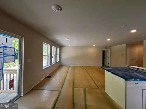 Living - 717 R Wilson Loop, Georgetown, DE 19947 photo 1 of 2
