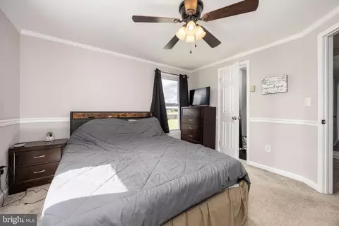 Bedroom - 32452 Mount Pleasant Rd, Laurel, DE 19956 photo 7 of 10