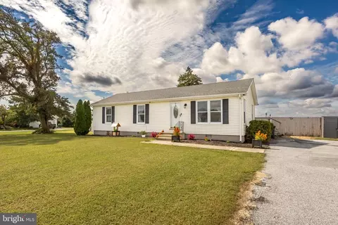 Exterior - 32452 Mount Pleasant Rd, Laurel, DE 19956 photo 2 of 7
