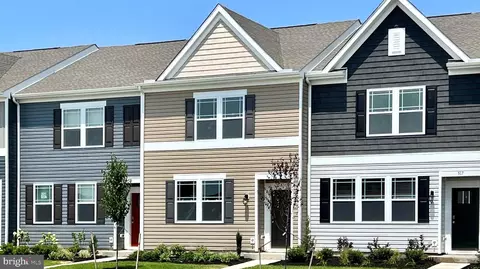 10960 Farmerfield St, Milford, DE 19963