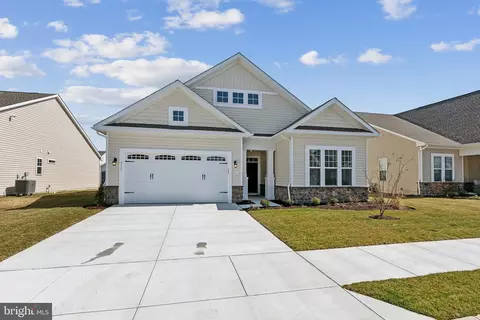 312 Heritage Shores Cir, Bridgeville, DE 19933