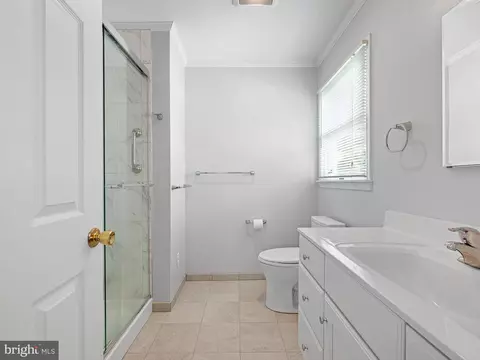 Bath - 532 Bethany Loop, Bethany Beach, DE 19930 photo 4 of 5