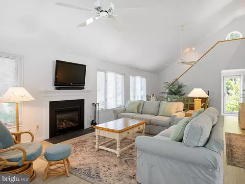 Living - 532 Bethany Loop, Bethany Beach, DE 19930 photo 2 of 3
