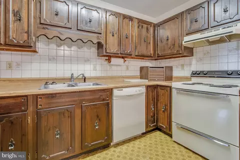 Kitchen - 415 Serrill Ave, Ocean View, DE 19970 photo 1 of 3