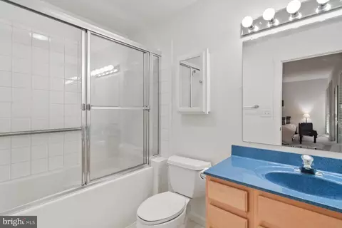 Bath - 120 Madison Dr, Lewes, DE 19958 photo 1 of 3