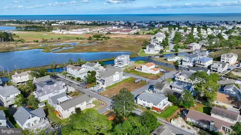 679 Evans Ave, Bethany Beach, DE 19930 photo 12