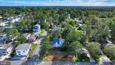 679 Evans Ave, Bethany Beach, DE 19930 photo 9