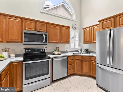 Kitchen - 982 Turtle Dr, Bethany Beach, DE 19930 photo 3 of 3