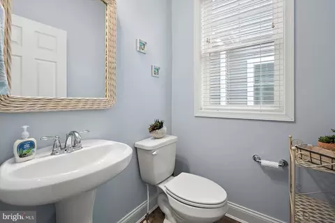 Entry Way - 11271 Hall Rd, Lewes, DE 19958 photo 9 of 26