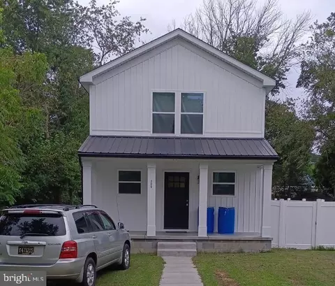 708 Willow St, Ellendale, DE 19941