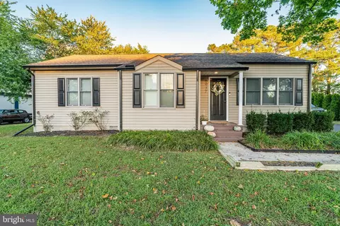 6977 Marshall St, Milford, DE 19963