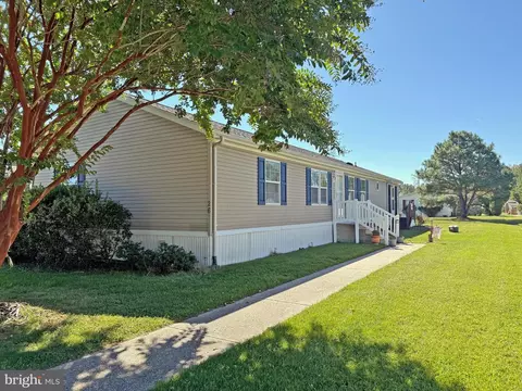 35960 Jake Dr #26, Rehoboth Beach, DE 19971