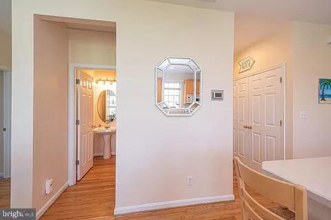 Entry Way - 84 Willow Oak Ave, Ocean View, DE 19970 photo 4 of 5
