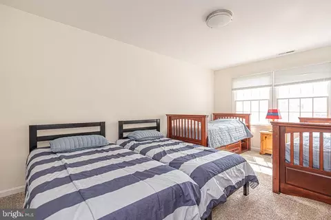 Bedroom - 84 Willow Oak Ave, Ocean View, DE 19970 photo 6 of 9