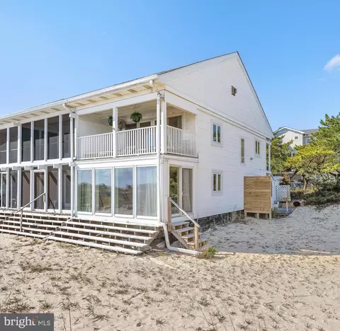 2 Chesapeake St #8, Dewey Beach, DE 19971