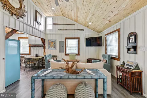 37519 Oyster House Rd, Rehoboth Beach, DE 19971