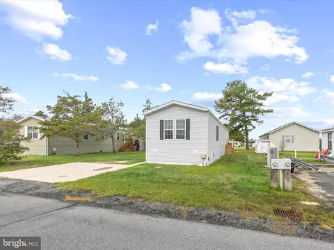 35539 Pine Dr, Millsboro, DE 19966
