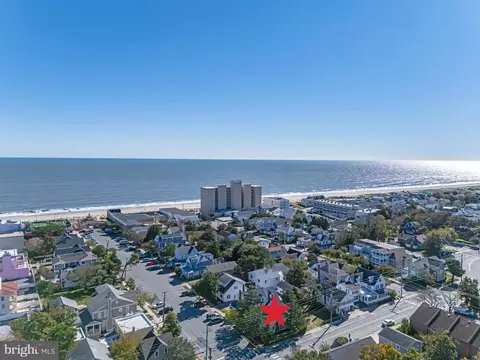 28 Delaware Ave, Rehoboth Beach, DE 19971