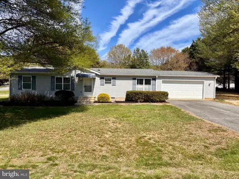 229 W Holly Dr, Lincoln, DE 19960