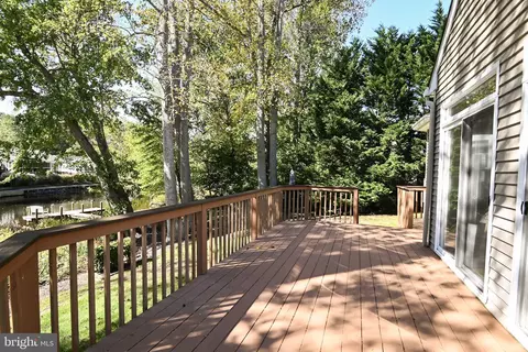 Exterior - 31460 Point Dr, Lewes, DE 19958 photo 7 of 12
