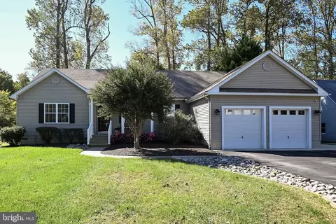 Exterior - 31460 Point Dr, Lewes, DE 19958 photo 1 of 12