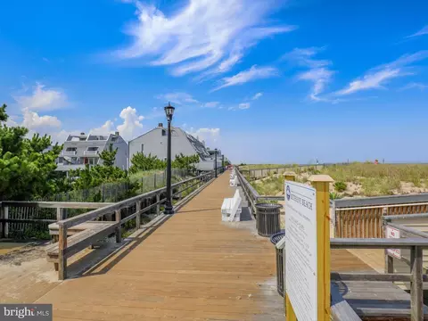 Entry Way - 10 S 4th St, Bethany Beach, DE 19930 photo 6 of 6