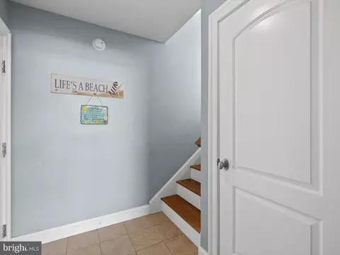 Entry Way - 10 S 4th St, Bethany Beach, DE 19930 photo 4 of 6