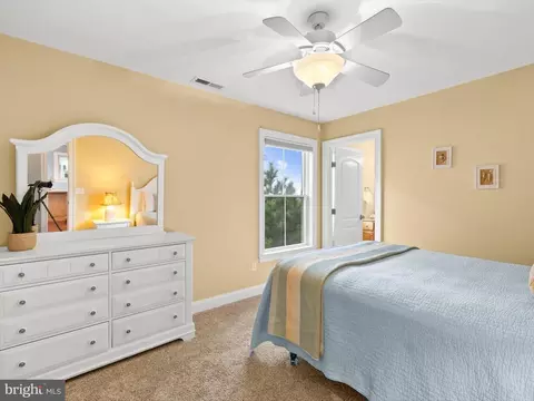 Bedroom - 10 S 4th St, Bethany Beach, DE 19930 photo 6 of 14