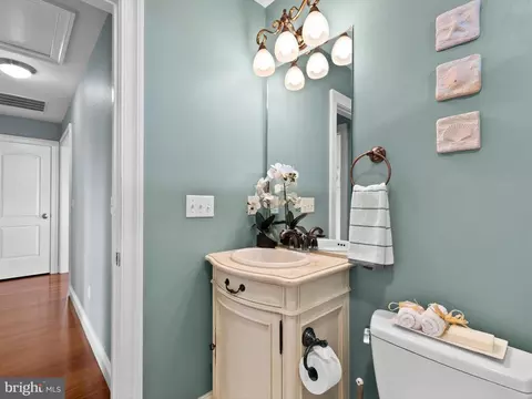Bath - 10 S 4th St, Bethany Beach, DE 19930 photo 6 of 8