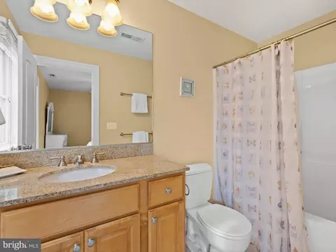 Bath - 10 S 4th St, Bethany Beach, DE 19930 photo 3 of 8